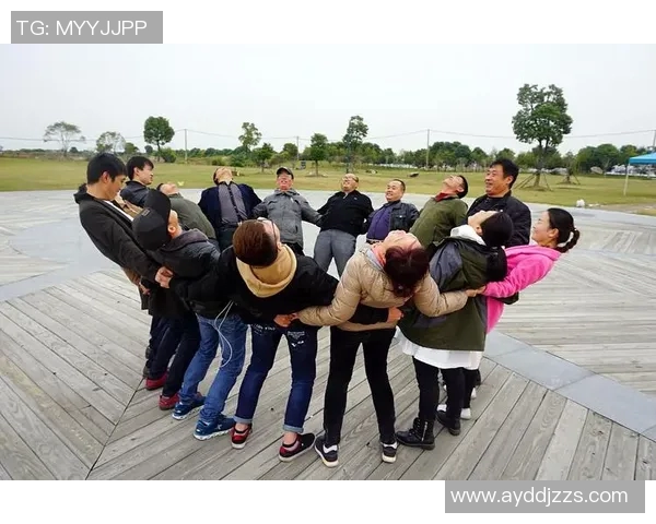 洲际赛中V5团队协作表现分析与评价探讨